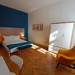 Appartement Pif Hirscher Braşov