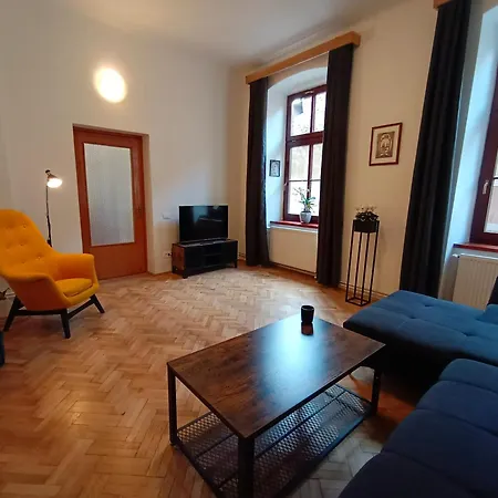 Apartment Pif Hirscher