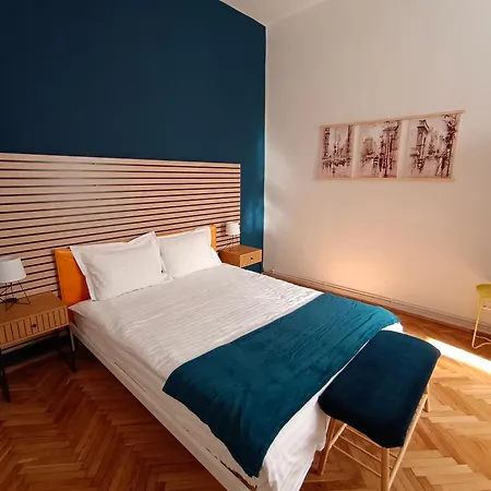 Pif Hirscher Apartment Brasov