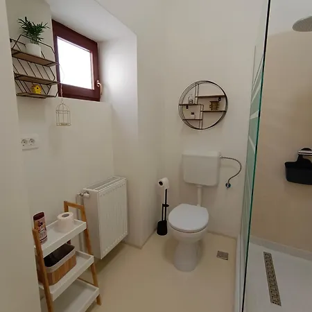 Apartment Pif Hirscher