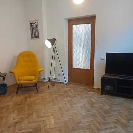 Apartment Pif Hirscher