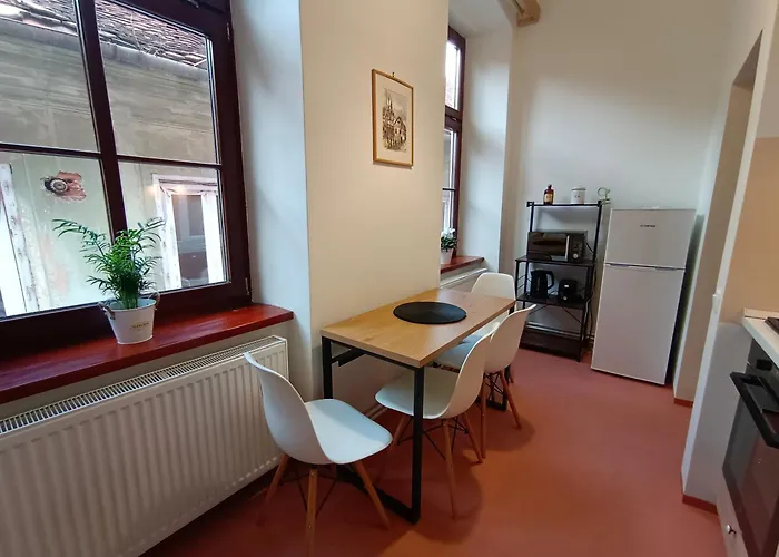 Pif Hirscher Apartment