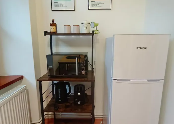 Pif Hirscher Apartment