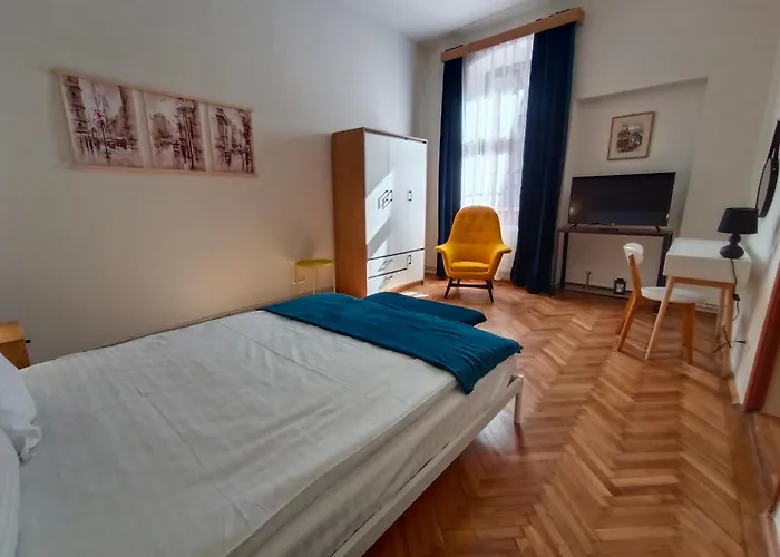 Pif Hirscher Apartment